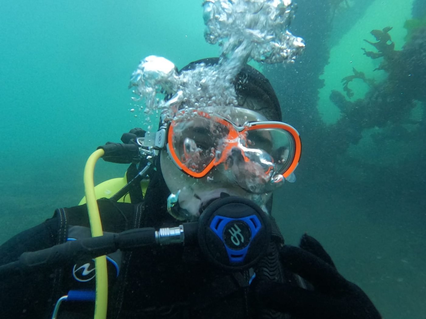 Alumnos en el mar